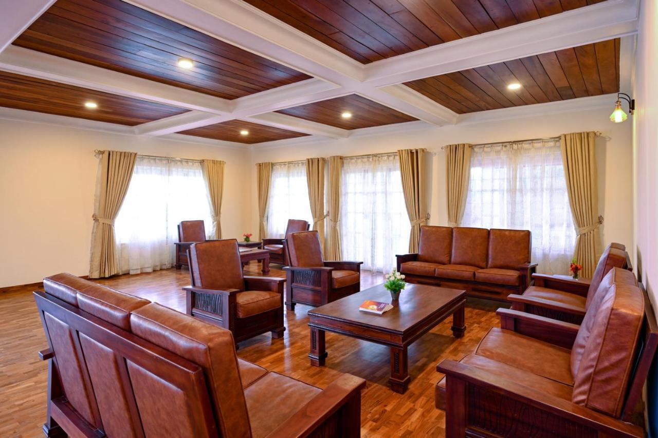 Petals Nilgiris Otel Ooty Dış mekan fotoğraf